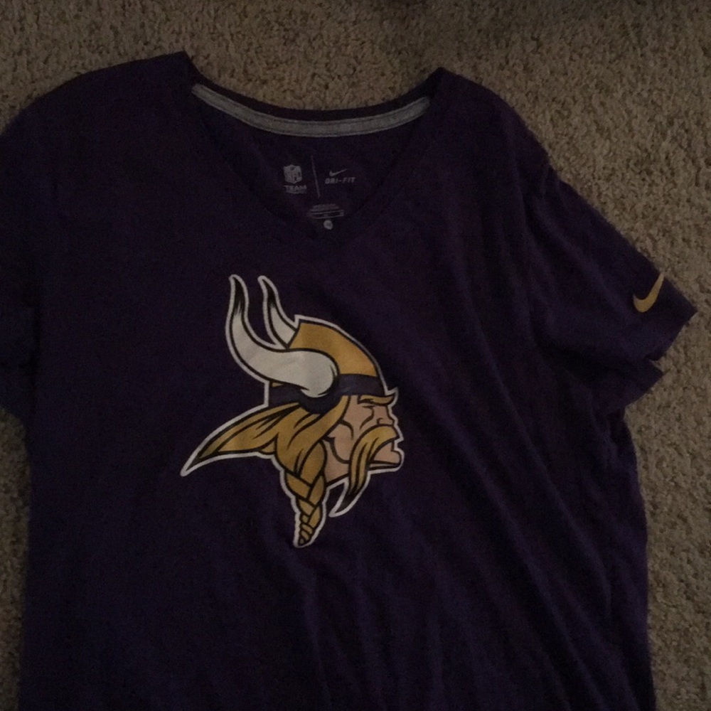 Medium Nike Vikings t-shirt
